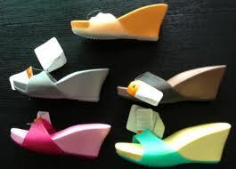 CARLIE PLATFORM SLIDE BY CROCS