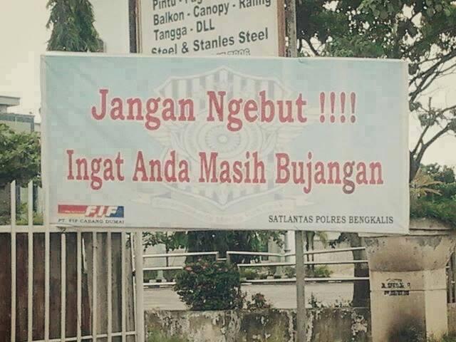 bujangh dilarang ngebut!!