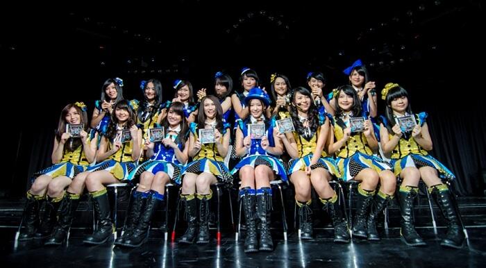 Seifuku JKT48 kurang Kinclong!!