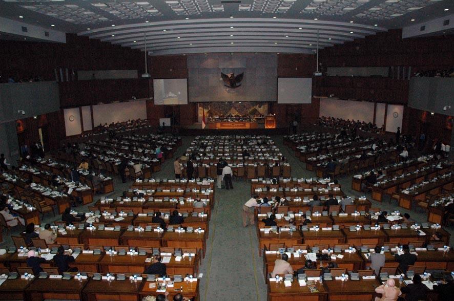 Pengangguran Rebutan Kursi DPR