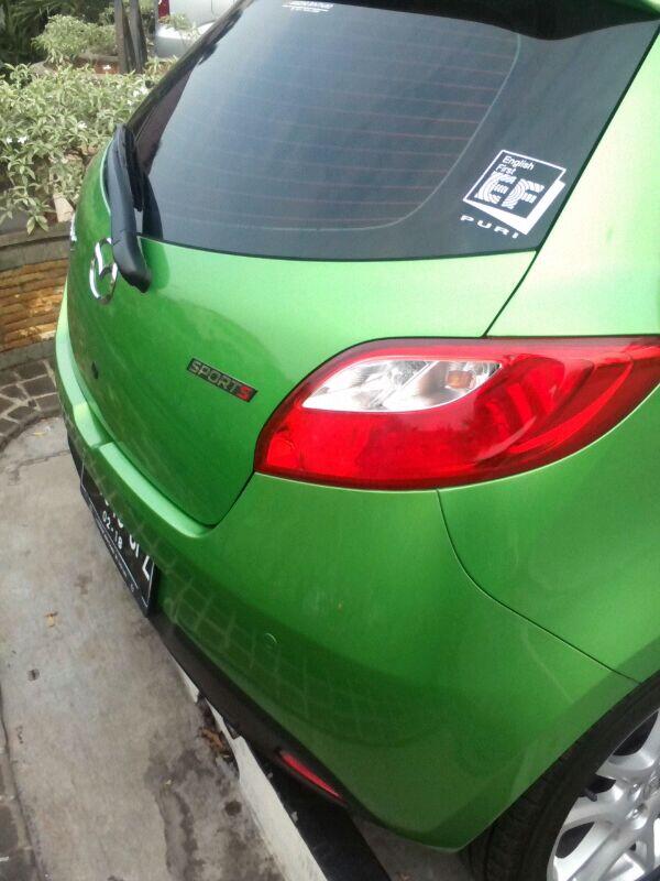 Mazda 2 Sport 2012
