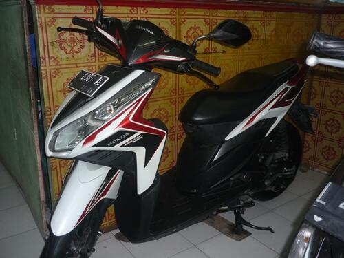 Terjual Di Jual Motor bekas Honda Vario Techno CBS Th 