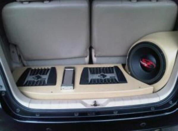segala box audio mobil trima pesan'an