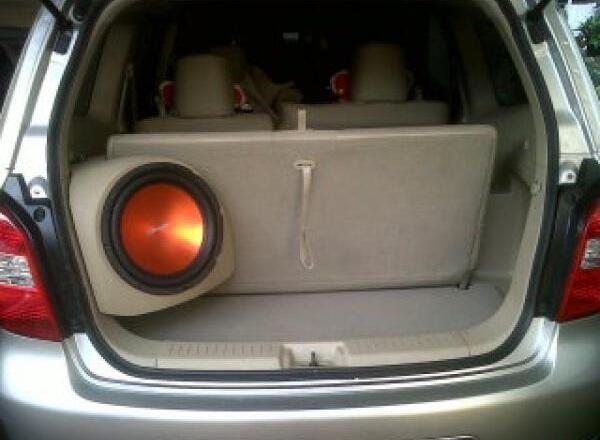 segala box audio mobil trima pesan'an