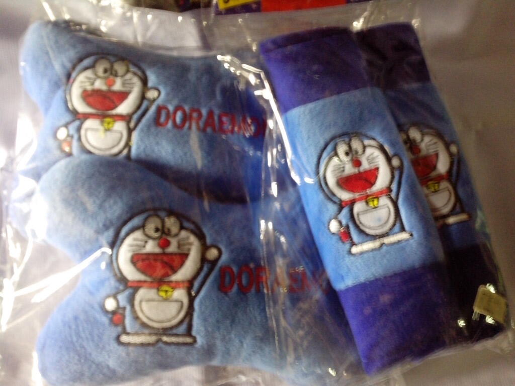 ready stock seat belt dan bantal mobil 55rb plus ongkir jabodetabek