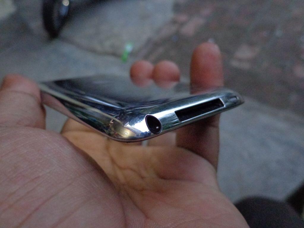 iPod touch 4th 8gb muluss murah hanya 750rb