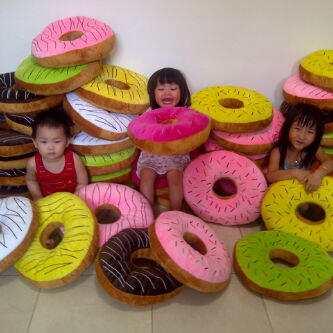Dijual Bantal lucu mirip Donut