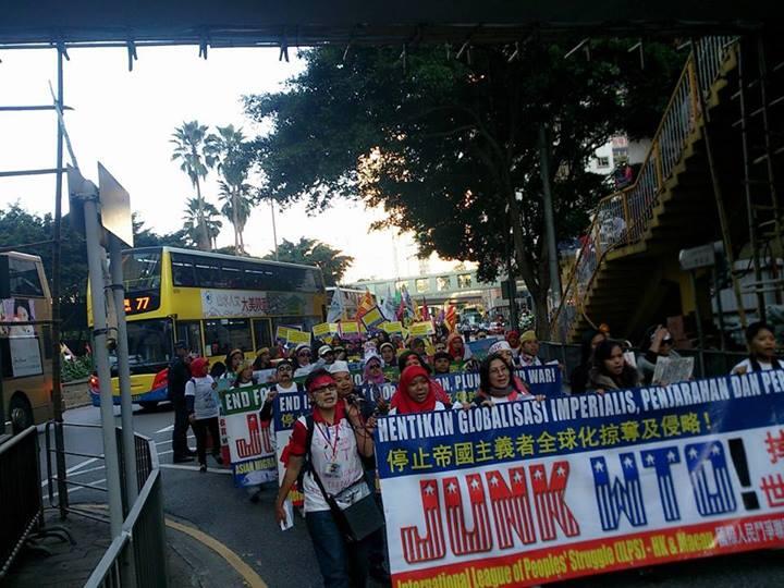 Aktivis Seluruh Dunia Turun ke Jalan Tolak KTM WTO di Bali