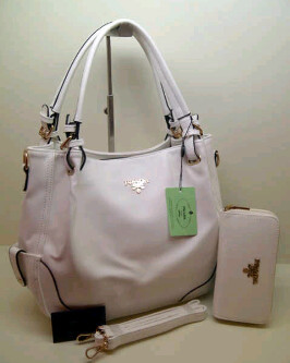 tas prada bonus dompet