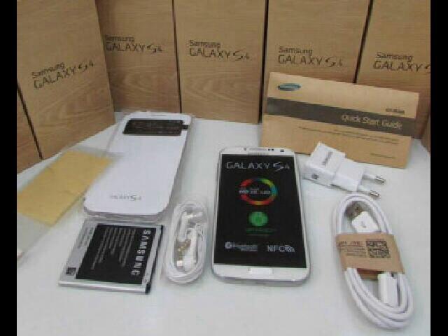 Terjual REPLIKA SUPER KING COPY IPHONE 5S GOLD ( QUAD CORE 