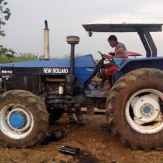 Kami menyediakan sewa jasa traktor pertanian