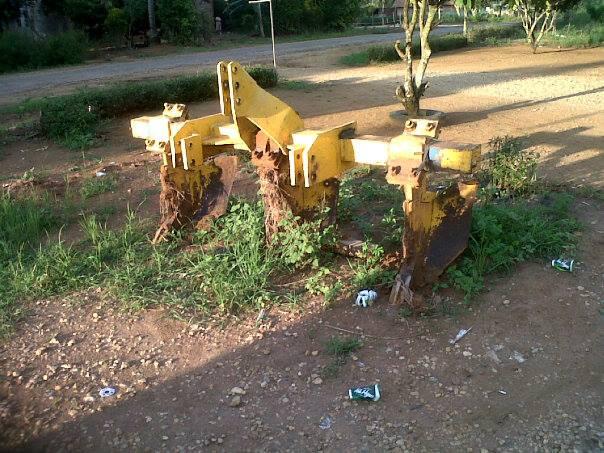Kami menyediakan sewa jasa traktor pertanian