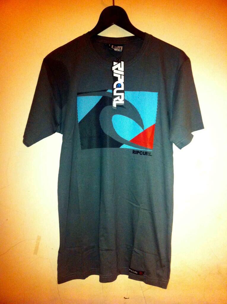 KAOS DC QUIKSILVER VOLCOM HURLEY RIPCURL MURAH GAN MASUK DLU