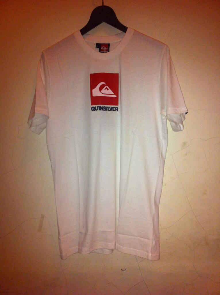 KAOS DC QUIKSILVER VOLCOM HURLEY RIPCURL MURAH GAN MASUK DLU