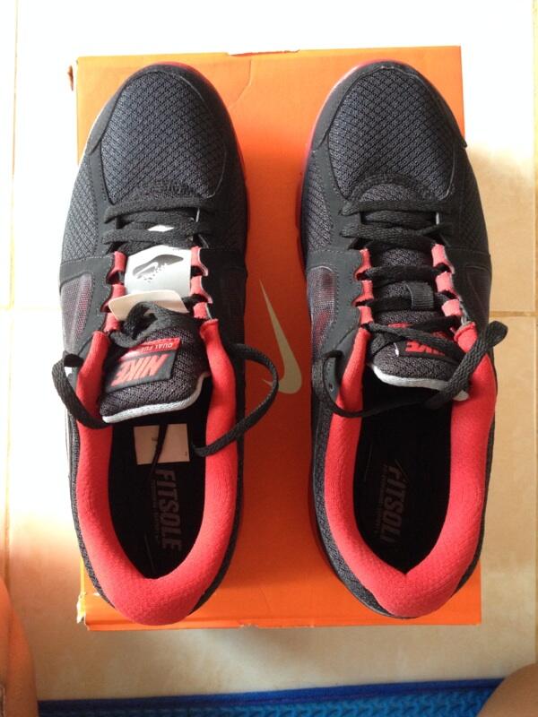 WTS sepatu nike dual fusion