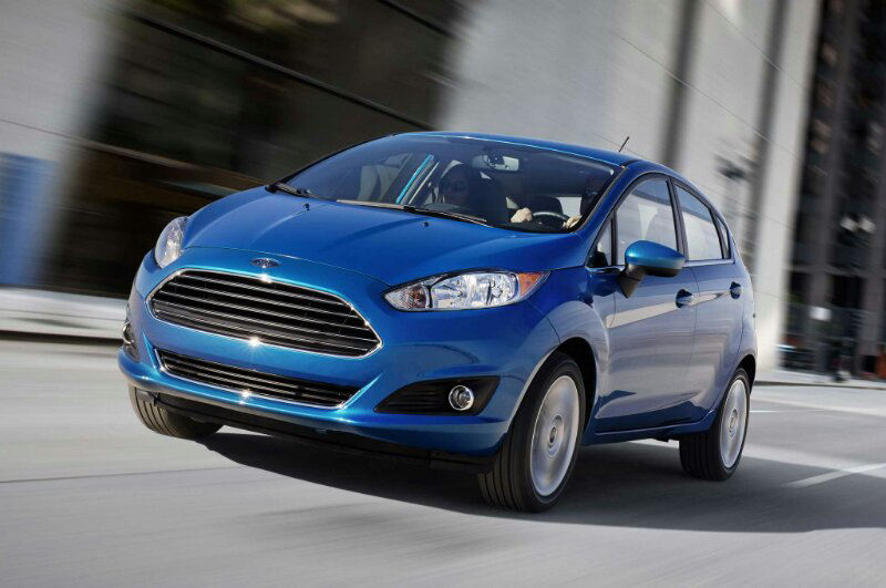 FORD FIESTA beli disini aja om/tante..!!