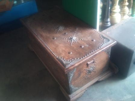 Box Full Jati + Motif Logam antik