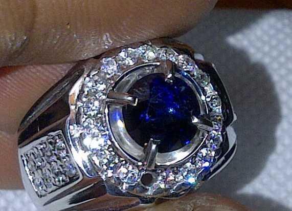 Bule Shappire Sim to Kashmir, 2.22 crt, MEMO BIG