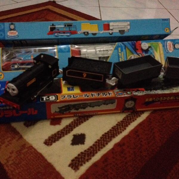 Thomas n friends train