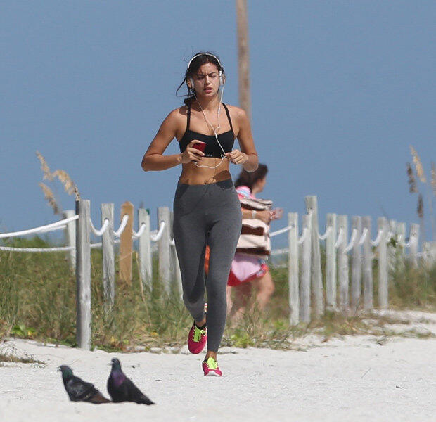 Seksinya cewek ronaldo saat joging :matabelo