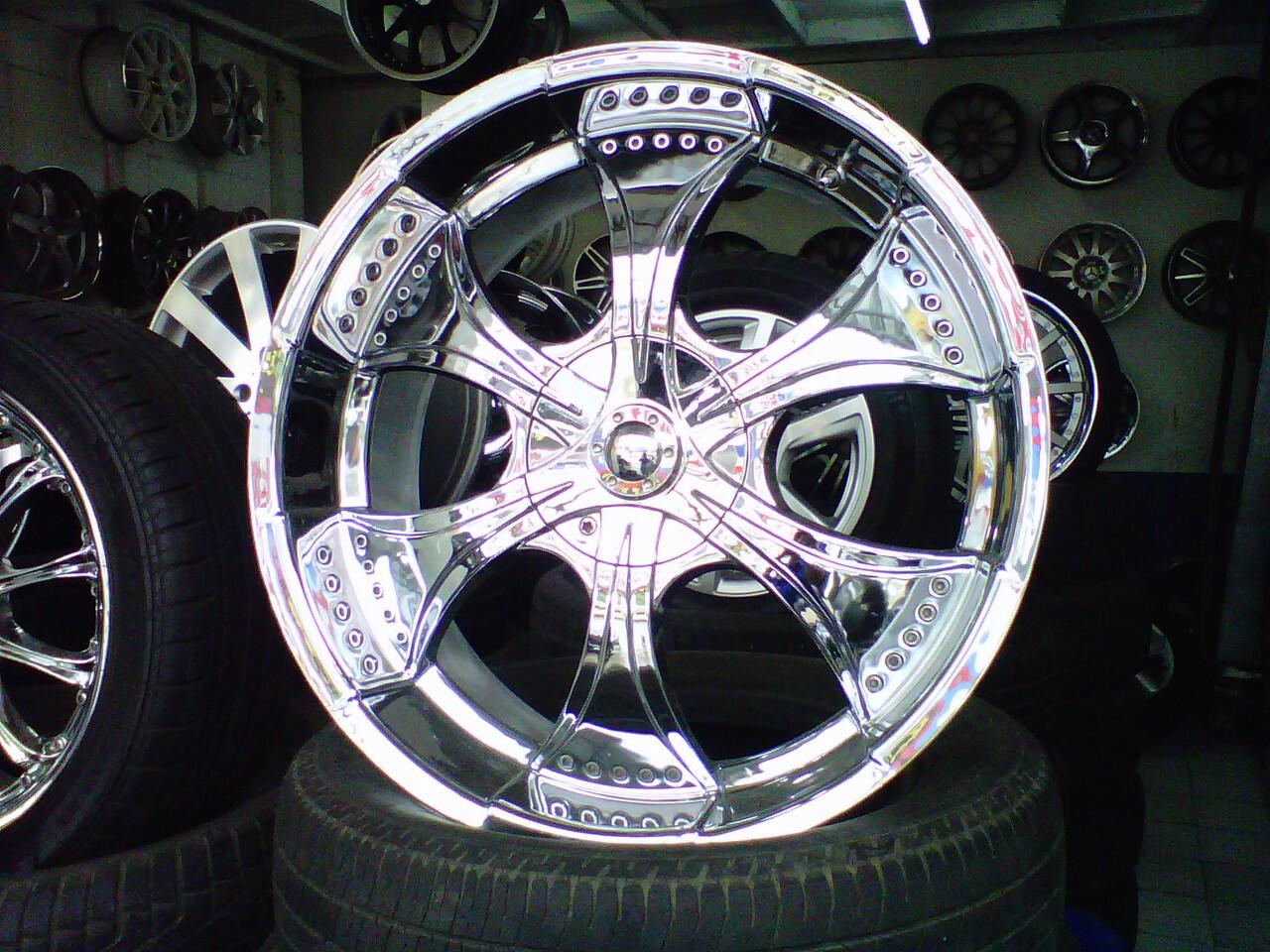 Terjual VELG SEKEN HARGA SUPER MIRING/BURSA VELG+BAN SEKEN 