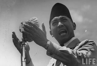 Tangis Soekarno ditinggal polisi kesayangannya
