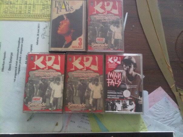 PH Iwan Fals dan Kaset pita Jadul Iwan Fals