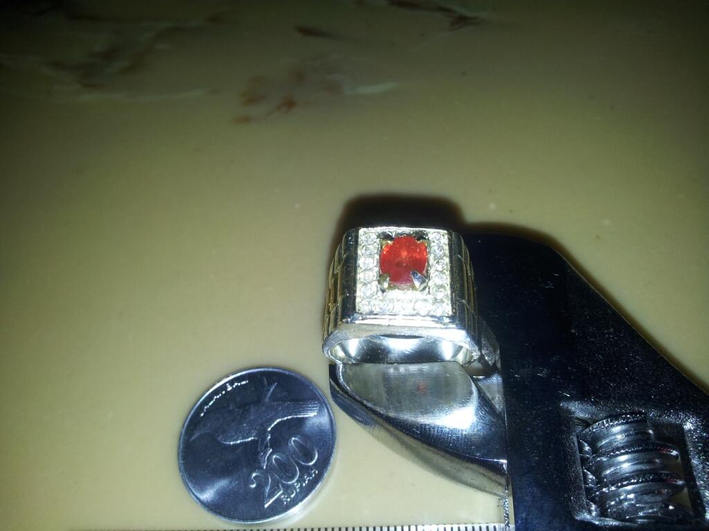 Batu Safir Orange 1000% Natural Jakarta Barat