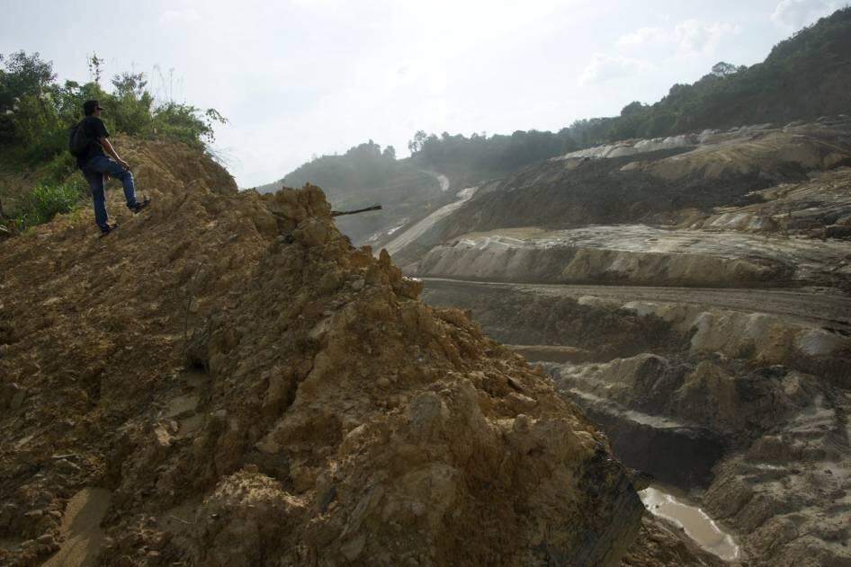 Bumi Kalimantan Hancur Oleh Tambang Batu Bara 