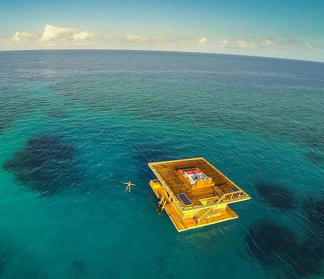 Manta Resort : Merasakan Tidur di Bawah Laut +PIC
