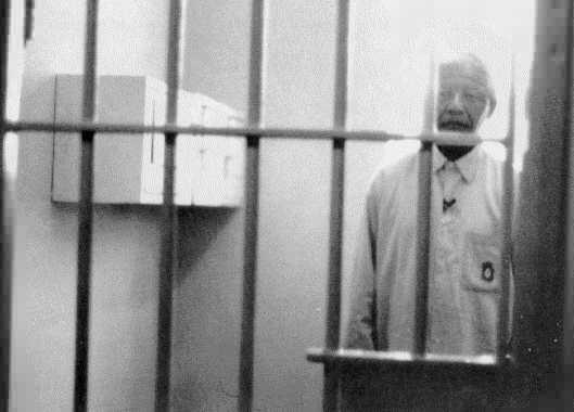 Nelson Mandela dalam foto dan perjalanan waktu