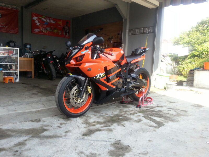 Moge Honda CBR400RR-R NC29 Castec Gullarm Baby Blade Full Option