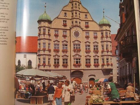 Buku Hard cover Englsih/German/France ttg BAVARIA
