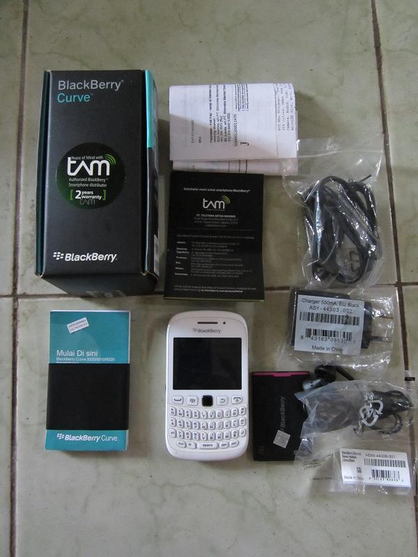 BB Blackberry Curve Armstrong 9320 White Garansi TAM Palembang