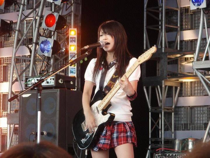 &#91;STALKING&#93; Intip Koleksi pict nye Haruna yuk... &quot;fans SCANDAL masuk&quot;