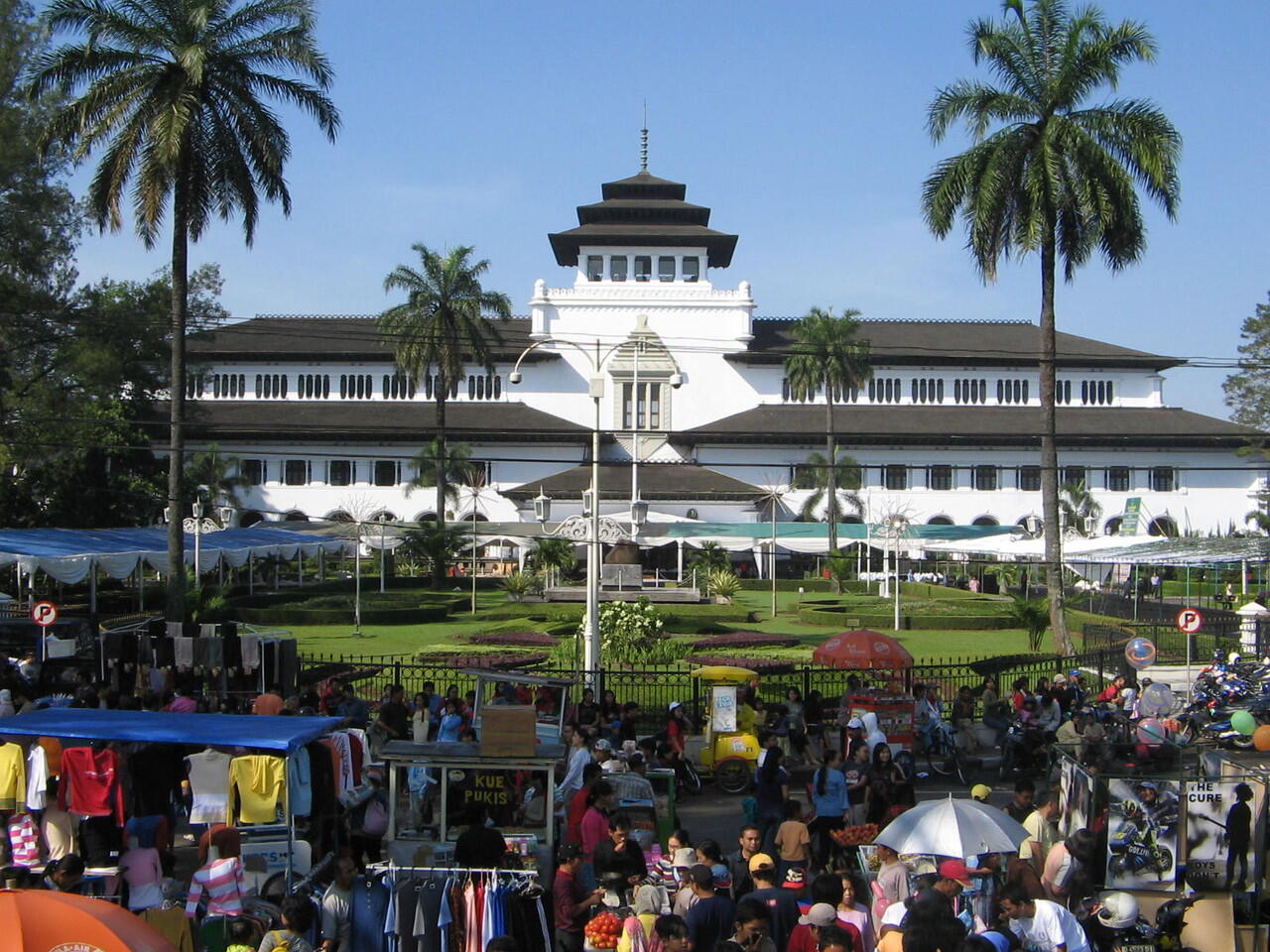 Tempat Wisata Di Indonesia Paling Populer ( Dari Sabang sampai Merauke )
