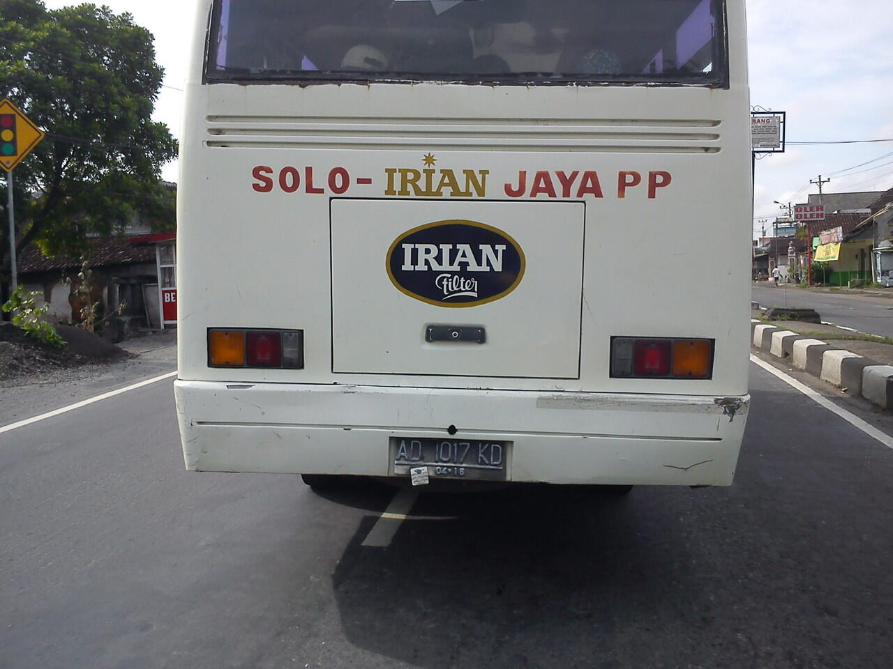 SARAPPP...!!! SEKARANG ADA BUS TRAYEK SOLO-IRIAN JAYA GAN...