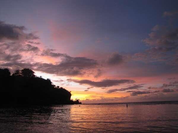 Liburan ala Film Hollywood di 6 Pantai Ini!