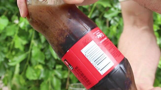 Self Freezing Coca-Cola (Bisa dicoba nih)