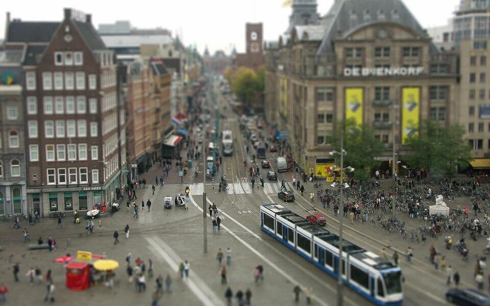 Keindahan Kota-Kota di Dunia dalam Balutan Miniatur Effect