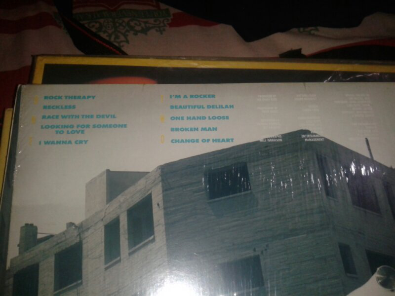 VINYL PH MACEM2 BANYAAK..
