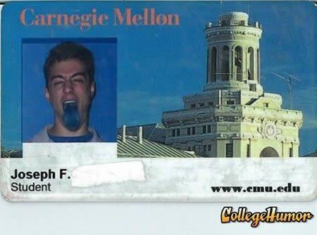 Foto Paspor Dan Kartu ID Paling Aneh Di Dunia