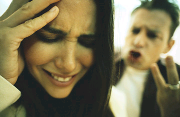 Abusive Relationship (Ketika hubungan asmara adalah sebuah bencana)