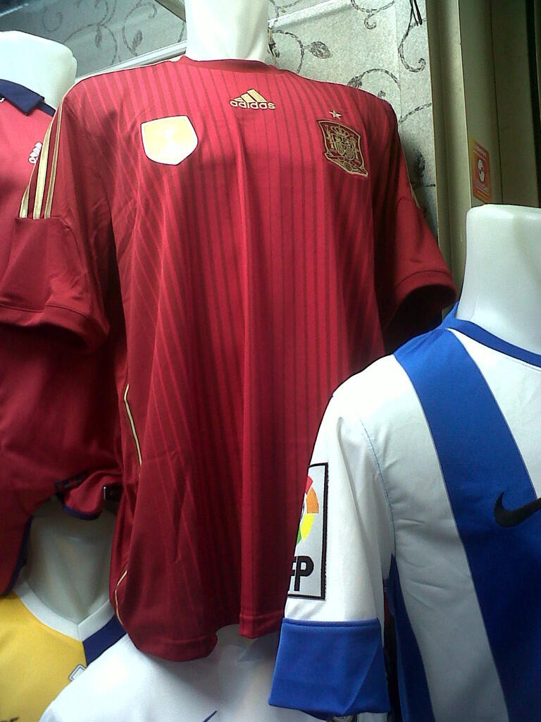 TIMNAS SPANYOL HOME,AWAY PIALA DUNIA 2014 BRAZIL,GRADE A3 THAILAND&GO CHINA READY