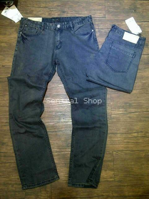 Terjual Celana  Jeans dan Baju LEVIS  100 Original Import 