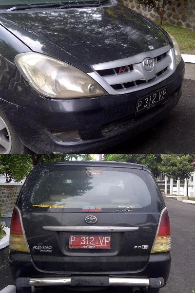 Mobil Anggota Dewan Ini Memakai Nopol Sama Tapi Beda Warna