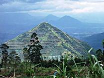 Piramida Garut Lebih Tua dan Lebih Besar dari Piramida Mesir