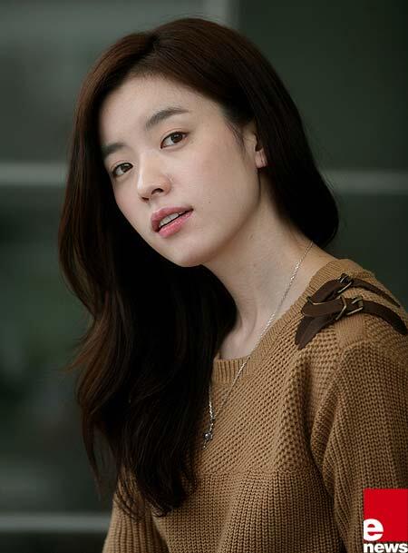 (FANS THREAD ) CANTIK DAN ELEGANNYA ARTIS HAN HYO JOO ( BENING INSIDE )