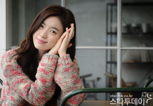 (FANS THREAD ) CANTIK DAN ELEGANNYA ARTIS HAN HYO JOO ( BENING INSIDE )