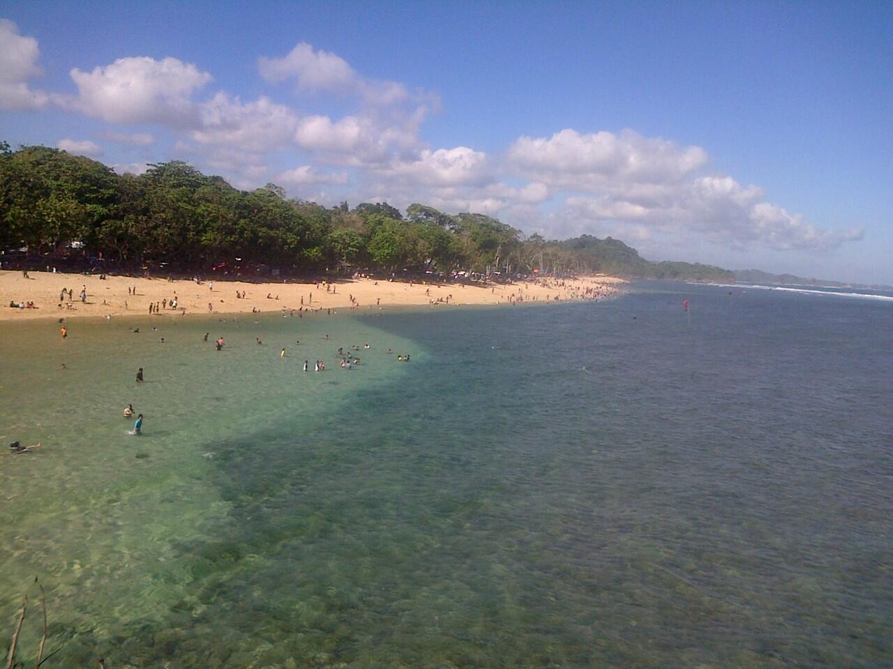 &#91; wisata yang terpendam &#93; pantai malang selatan indah tak kalah dengan pantai di Bali